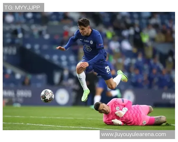 菲尔琼斯认为切尔西需再引进一两名球员才能争夺冠军